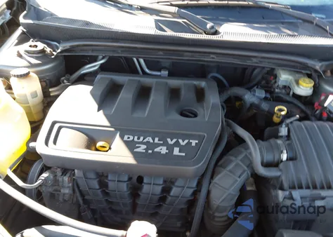 2013 Chrysler 200 Lx из США, поврежденный, VIN 1C3CCBAB0DN733128